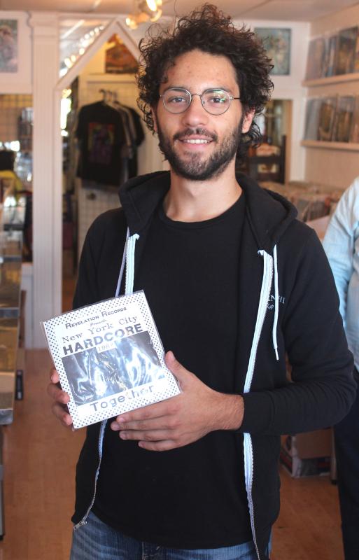 Rehoboth’s Extended Play is recordcollectors’ record store Cape Gazette